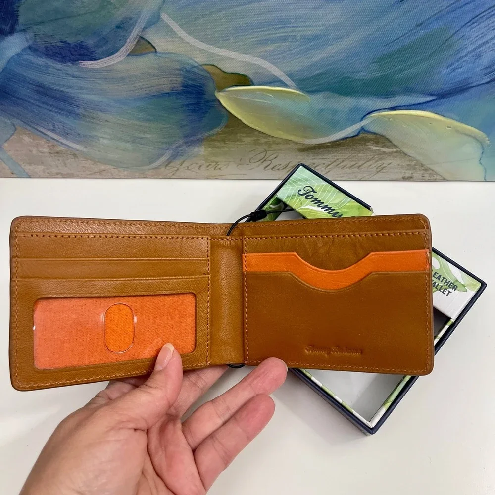Tommy‎ Bahama Mens Tan Leather Geometric Embossed BiFold Wallet With Box